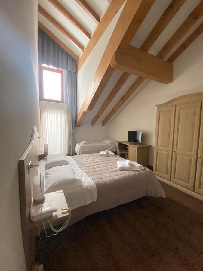 Superior Double or Twin Room,1323634783:JPEG